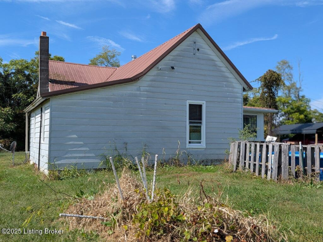 Listing Image 17