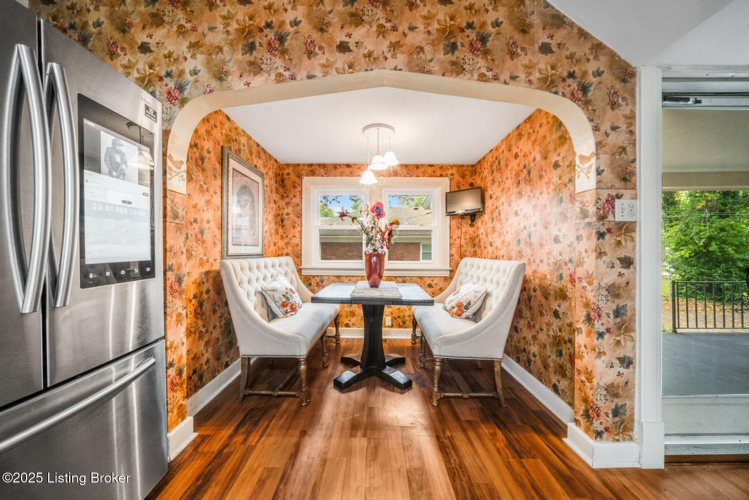 Listing Image 21