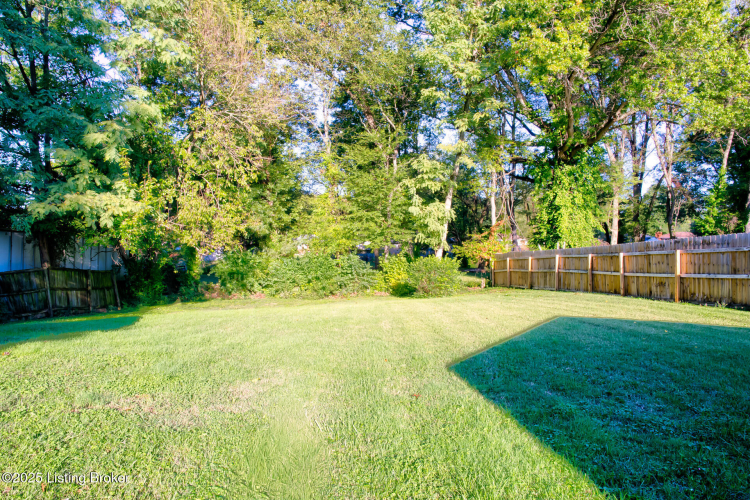 Listing Image 28