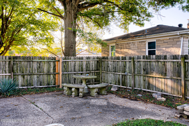 Listing Image 32