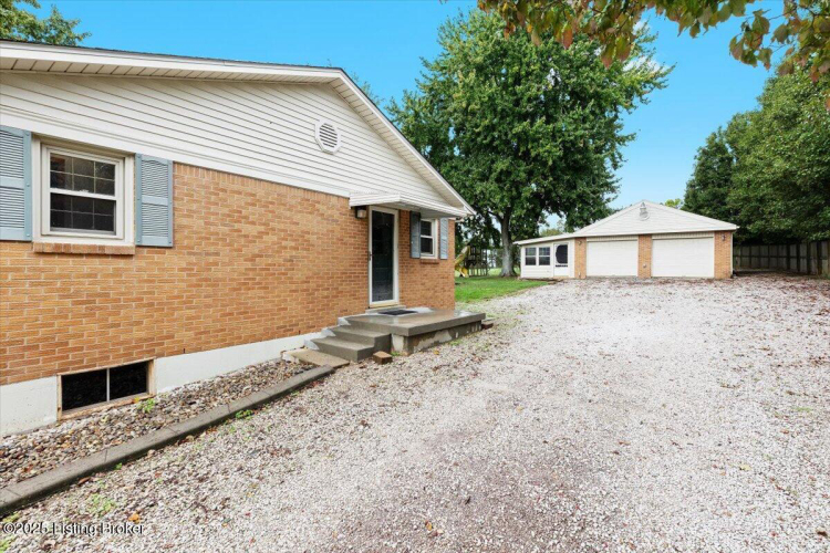 Listing Image 37