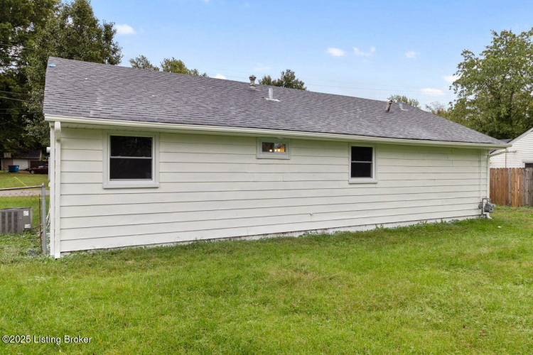 Listing Image 29