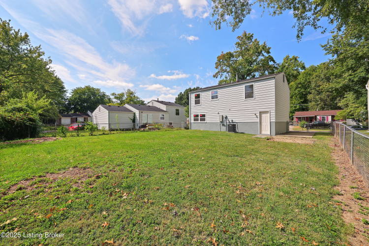 Listing Image 32