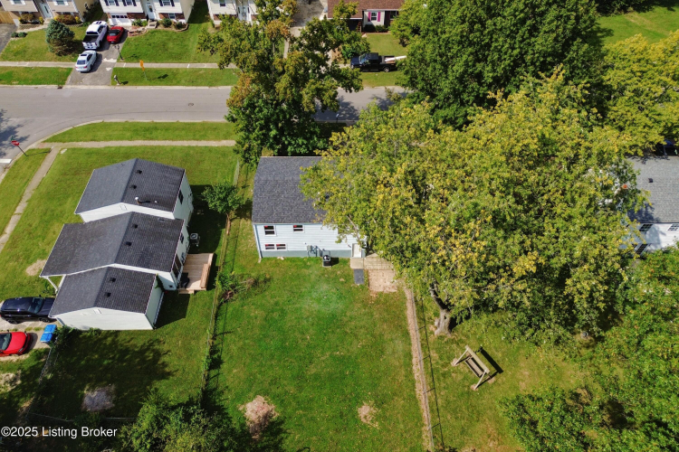 Listing Image 36