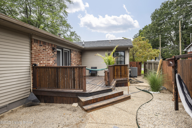 Listing Image 28