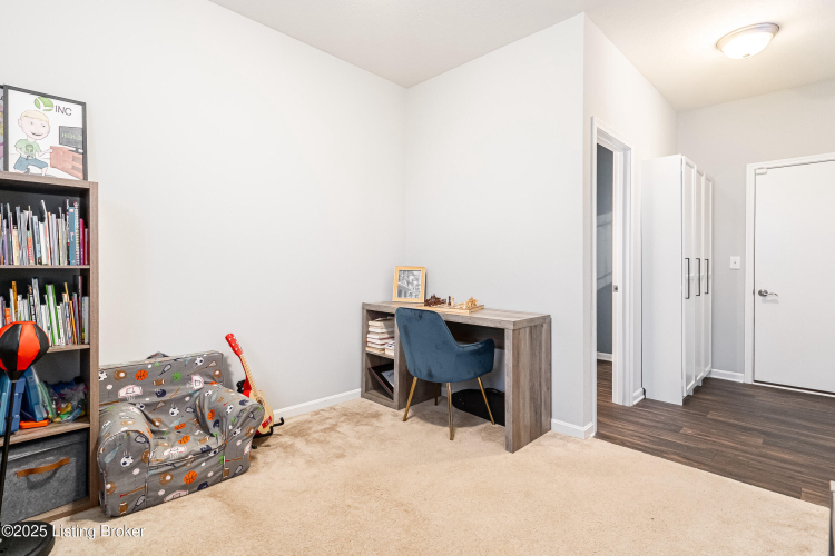 Listing Image 23