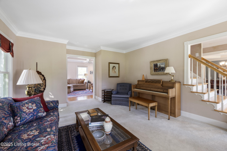 Listing Image 20