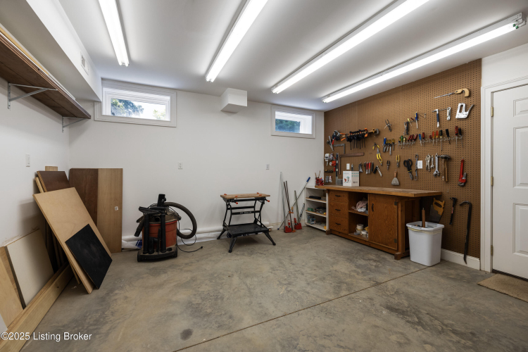 Listing Image 51