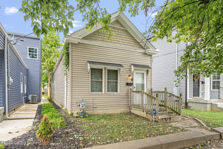 Listing Image 4