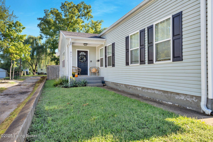 Listing Image 44
