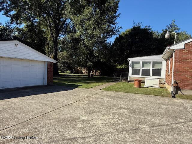 Listing Image 5