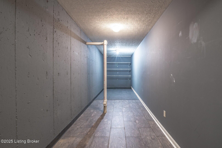 Listing Image 55