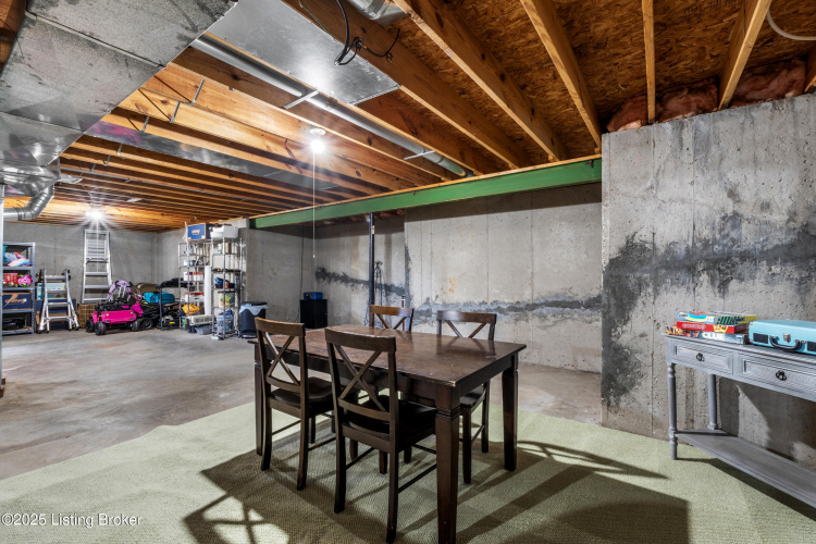 Listing Image 24