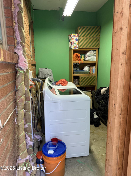 Listing Image 21