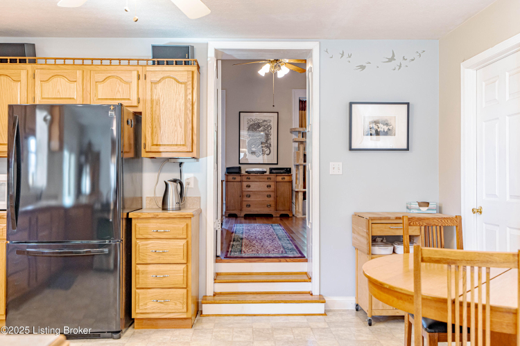 Listing Image 20