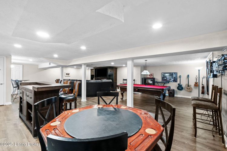 Listing Image 48