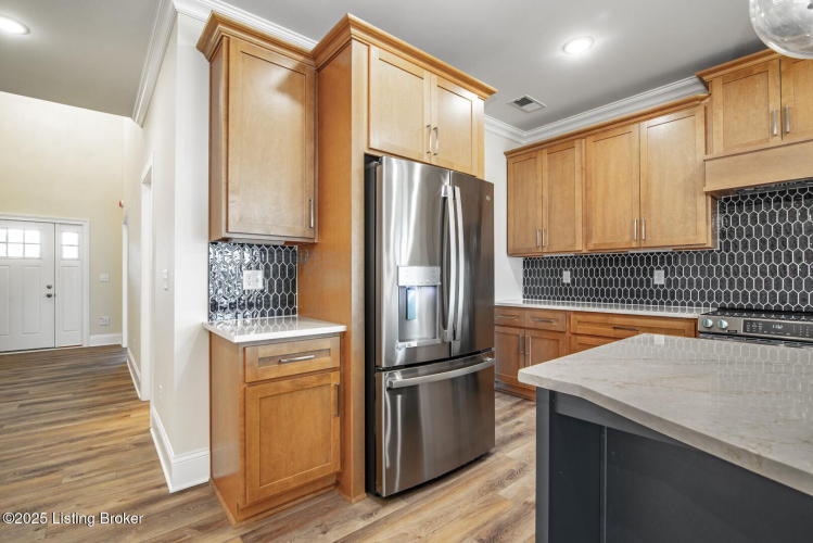 Listing Image 23