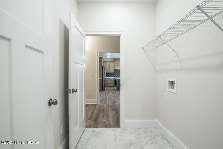 Listing Image 39