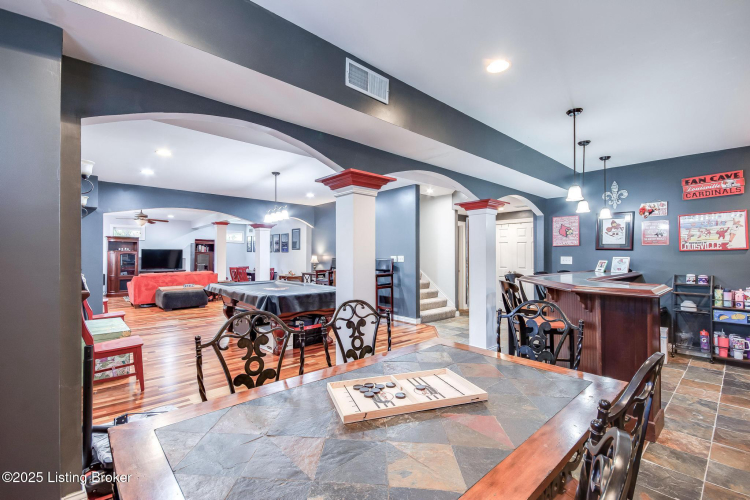 Listing Image 80