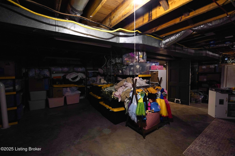 Listing Image 54