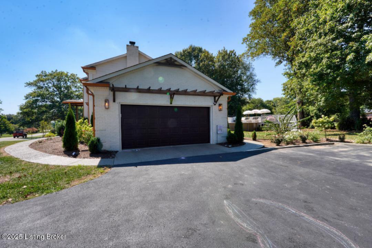 Listing Image 65