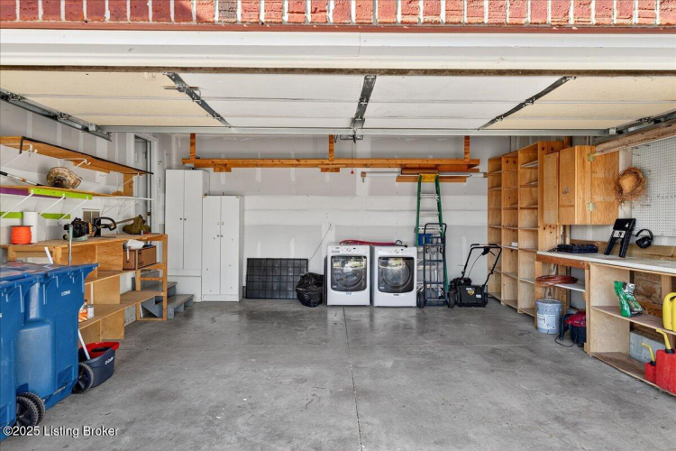 Listing Image 43