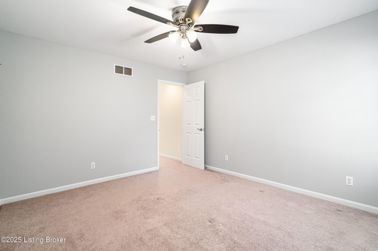 Listing Image 60