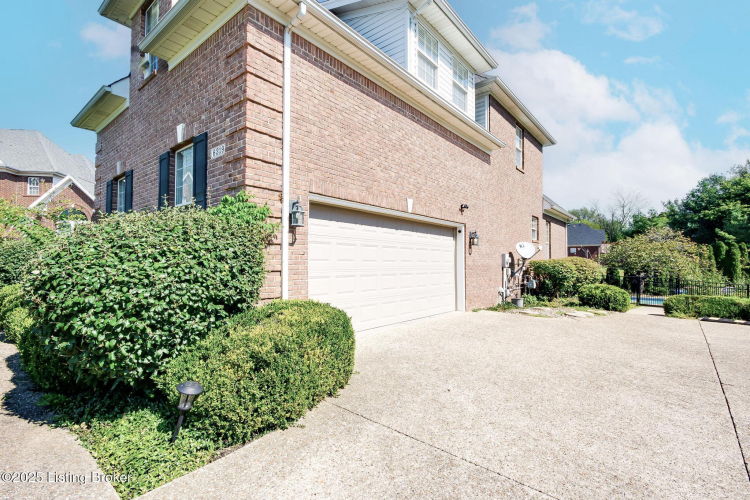 Listing Image 91