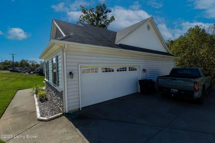 Listing Image 65