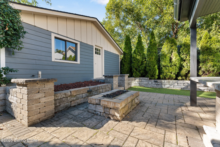 Listing Image 50