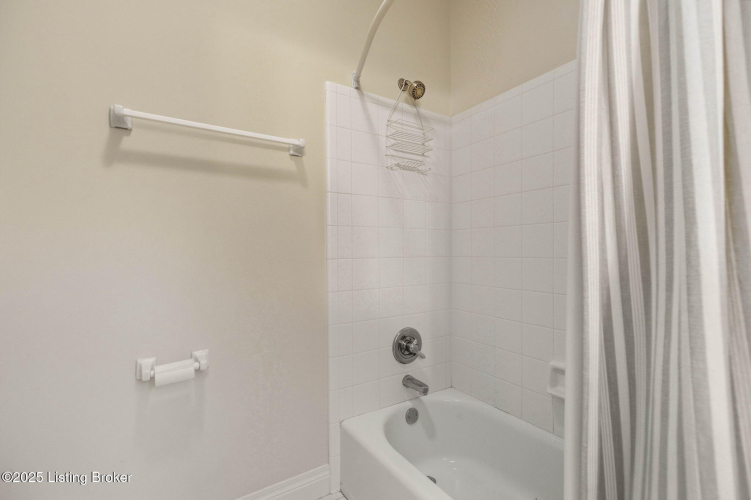 Listing Image 56