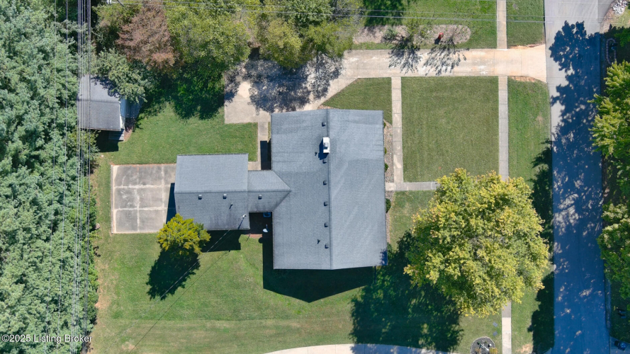 Listing Image 16