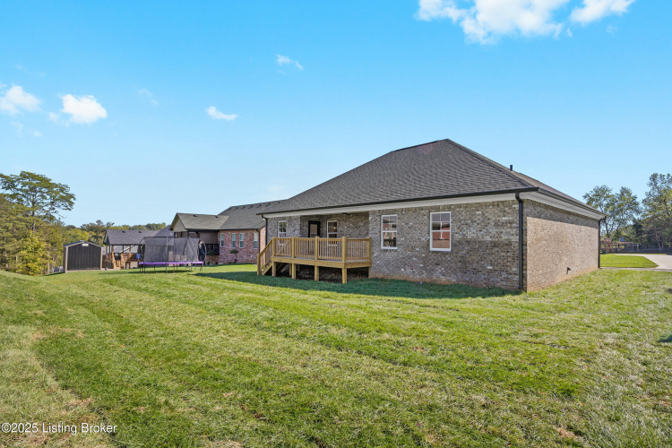 Listing Image 38