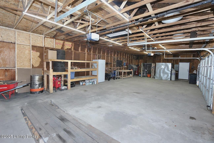 Listing Image 40