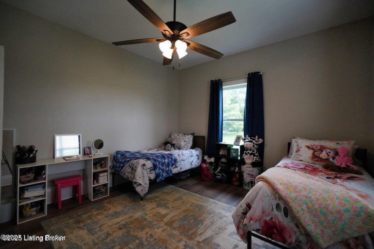 Listing Image 35