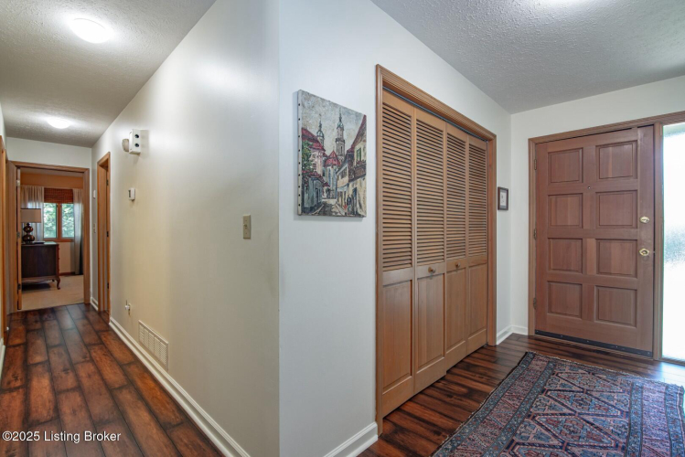 Listing Image 50