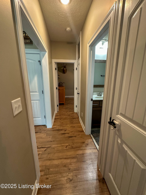 Listing Image 45