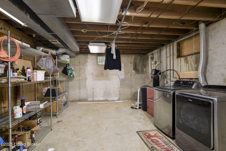 Listing Image 44