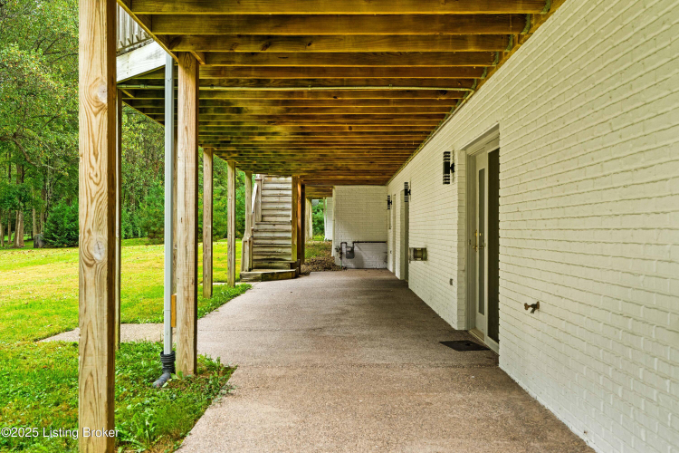 Listing Image 74