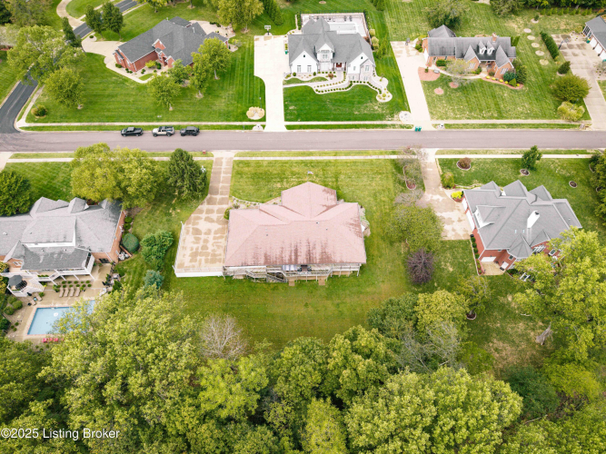 Listing Image 82