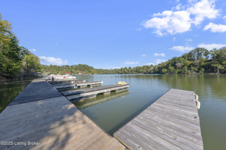 Listing Image 41