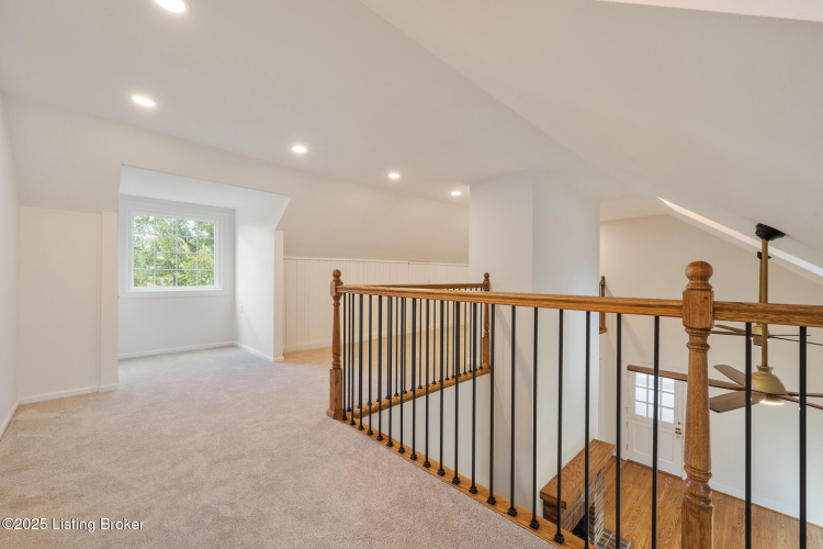 Listing Image 59