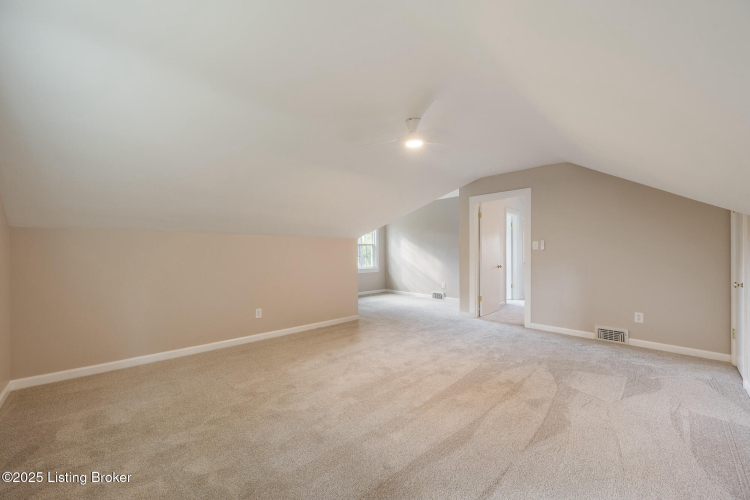 Listing Image 63