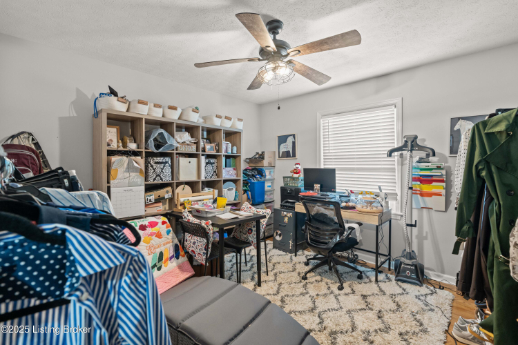 Listing Image 23