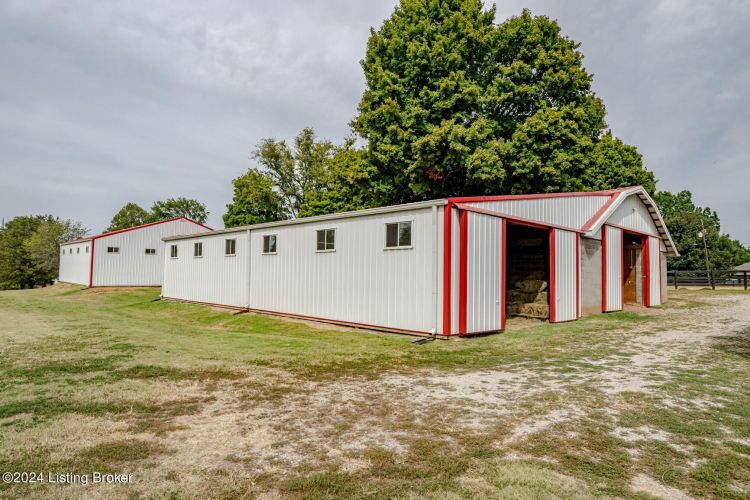 Listing Image 8