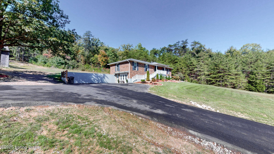 Listing Image 32