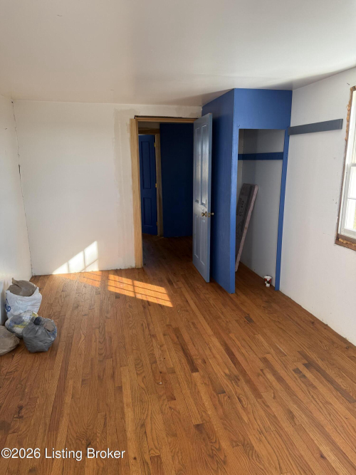 Listing Image 53