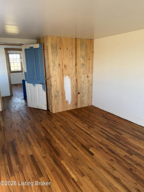 Listing Image 57