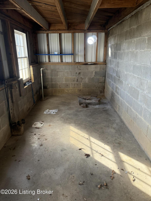 Listing Image 61