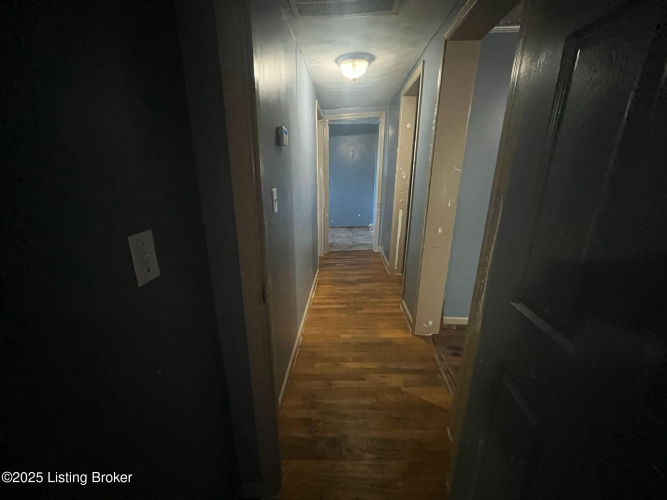 Listing Image 37